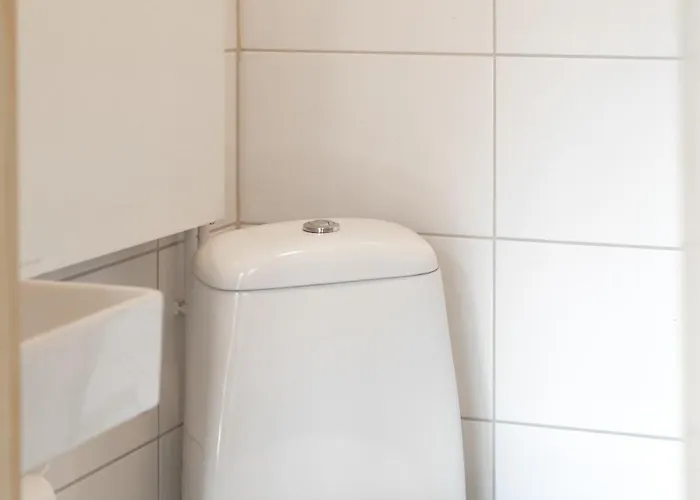 Kro Majatalo Kukkasrinne *